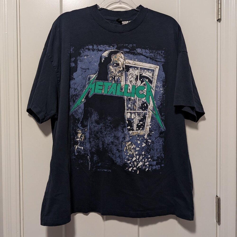 Divided Metallica Graphic Tee